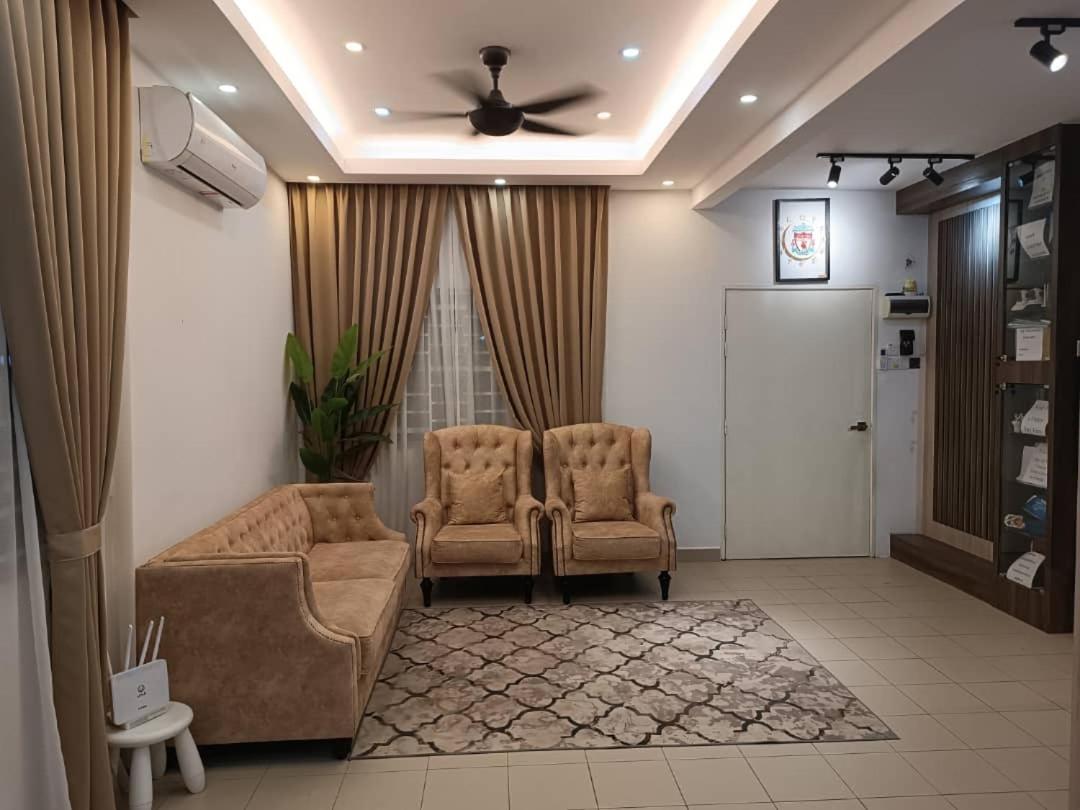In Homestay Corner Batu Pahat Eksteriør bilde