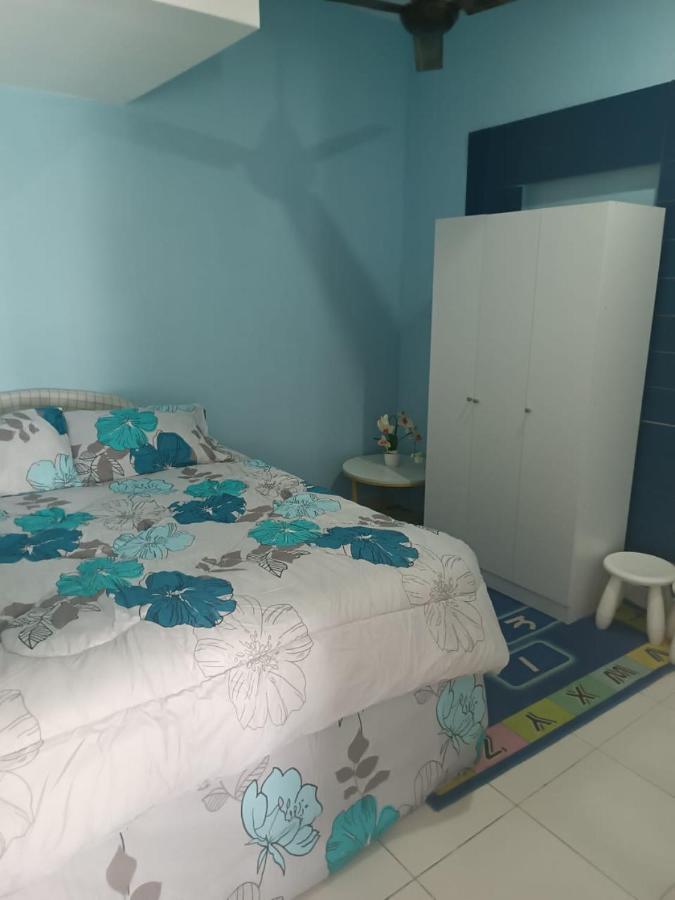 In Homestay Corner Batu Pahat Eksteriør bilde